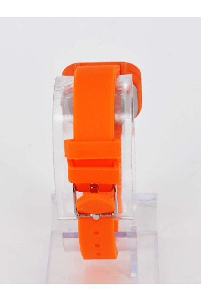 Turuncu Renk Silikon Kordonlu İsimli Bileklikli Analog Spor Çocuk Kol Saati