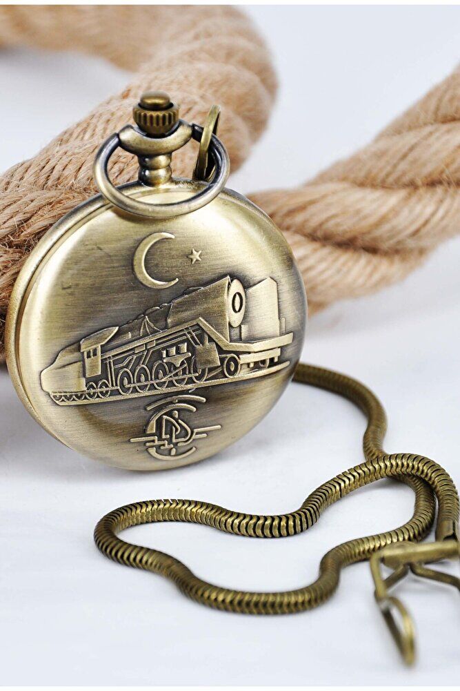 Gümüş Renk Tren Kabartmalı Köstekli Cep Saati SU-1270