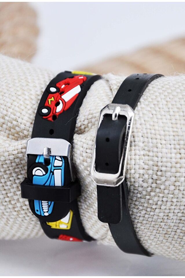 Siyah Silikon Kordon Araba Figürlü İsimli Bileklikli 3-8 Yaş Çocuk Analog Kol Saati