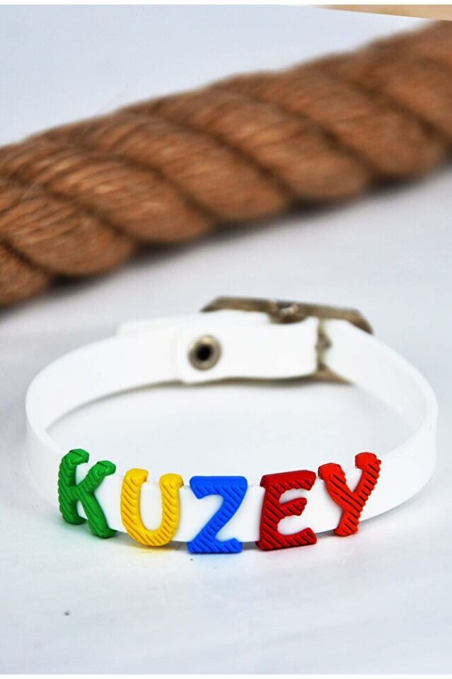 Çilek Figürlü İsimli Bileklikli Kırmızı Renk Led Dokunmatik 4-10 Yaş Çocuk Kol Saati