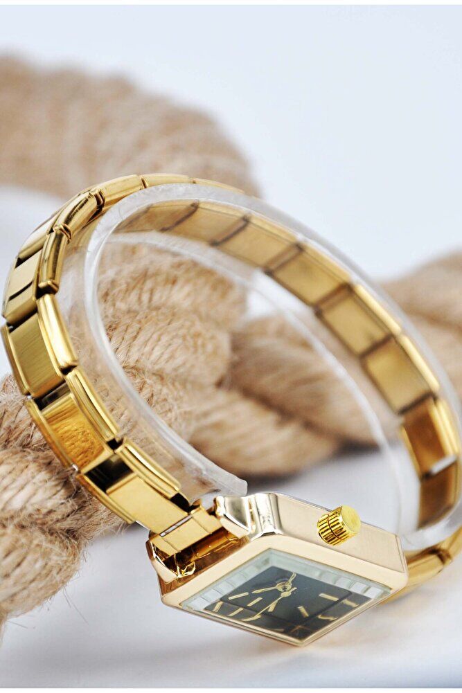 Altın Renk Dikdörtgen Kasa Yeşil Kadran Esnek Kordonlu Şık Zarif Genç Kız Kadın Kol Saati