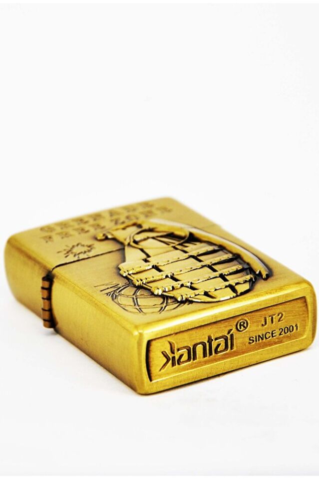 Altın Renk El Bombası Figürlü Klasik Benzinli Çakmak