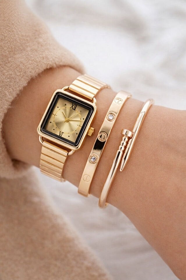 Ayarlanır Kordon Altın Renk Roma Rakam Taşlı ve Çivili Model Bileklikli Kadın Kol Saati SU-895