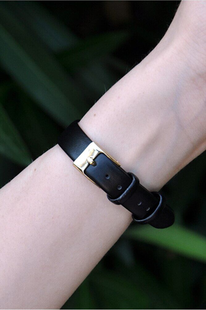 Altın Renk Kasa Takvimli Siyah Deri Kordon Genç Kız Kadın Zarif Şık Analog Kol Saati