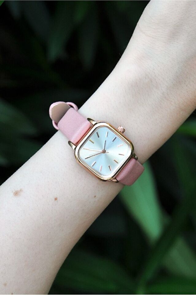 Yeni Yıl Hediyesi Altın Renk Kare Kasa Pembe Yumuşak Deri Kordonlu Şık Kadın Kol Saati Su-736