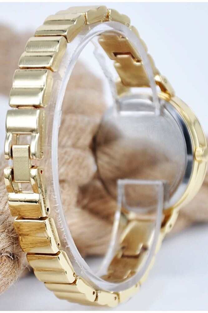 Altın Renk Kordon Kalpli Kadran Detay Şık Sade Tasarım Genç Kız Kadın Kol Saati Su-723