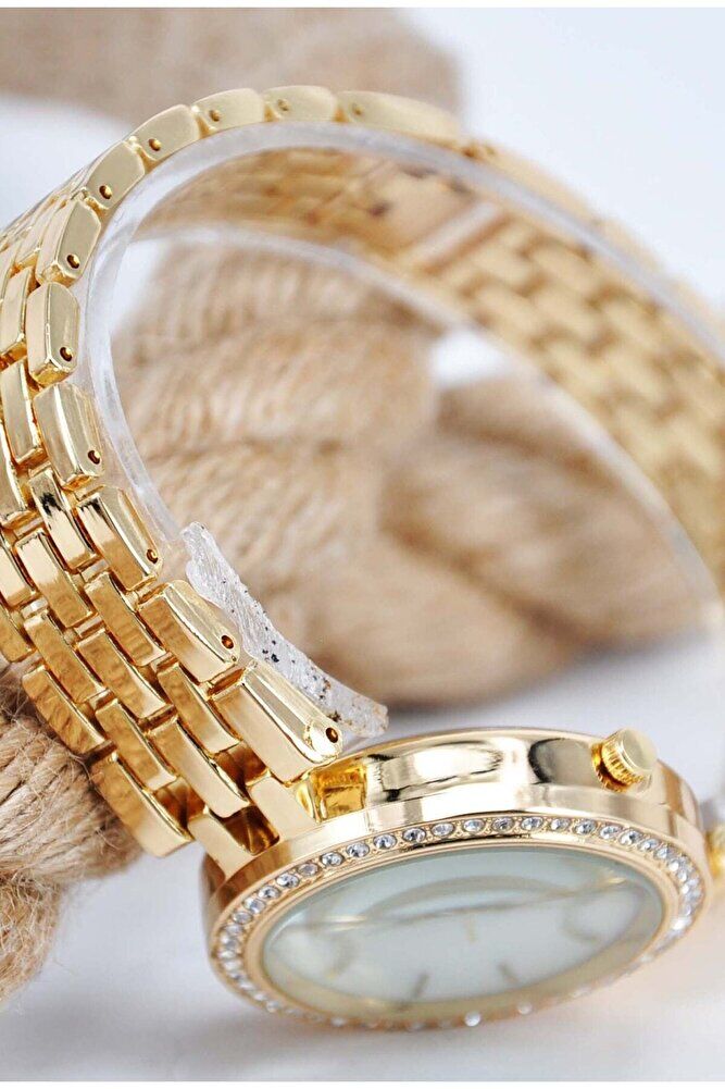 Gold Renk Kordon Beyaz Kadran Yeni Sezon Taş Detaylı Yeni Sezon Şık Klasik Zarif Kadın Kol Saati