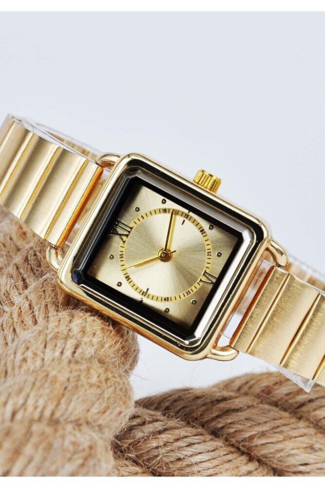 Gold Renk Minimal Kare Kasa Gold Kadran Roma Rakamlı Genç Kız Kadın Kol Saati Su-689