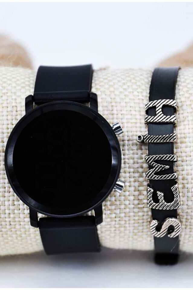 Isimli Bileklikli Siyah Silikon Kordonlu Şık Şirin Hediyelik Erkek Kız Çocuk Hediyelik Kol Saati